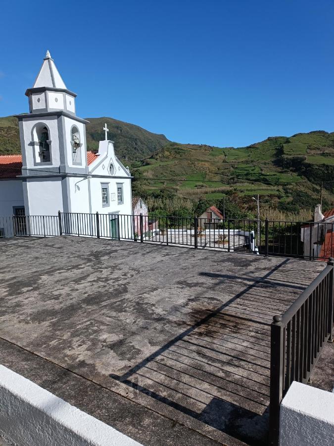 Alojamento Local M&I Lajes das Flores Eksteriør bilde